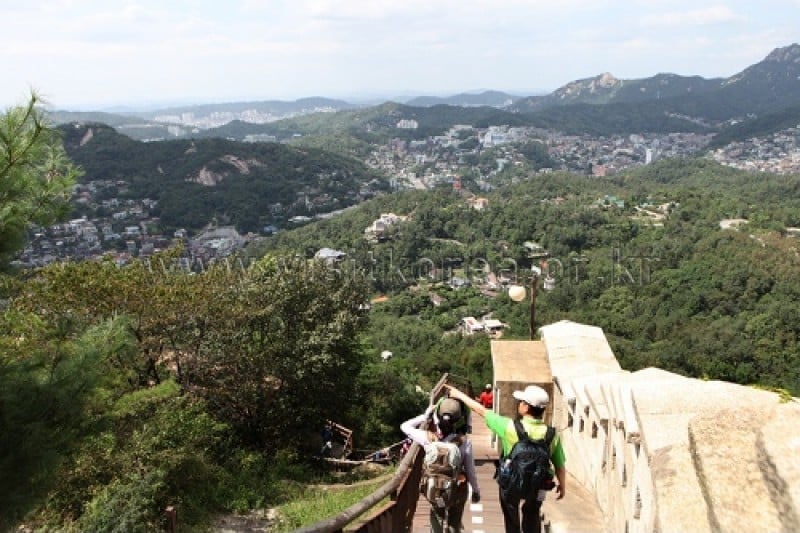 北岳山