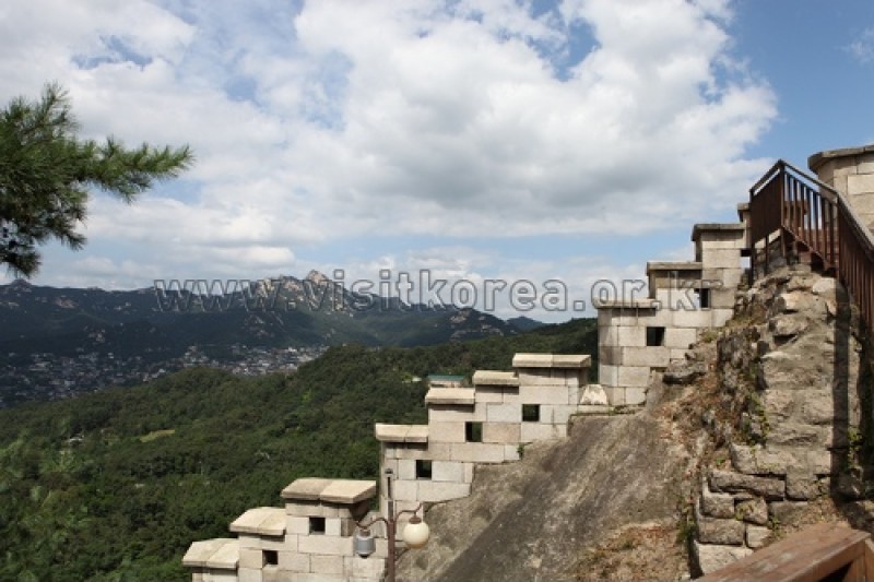 北岳山