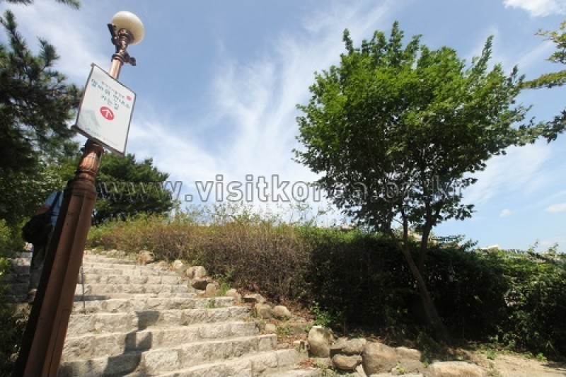 北岳山