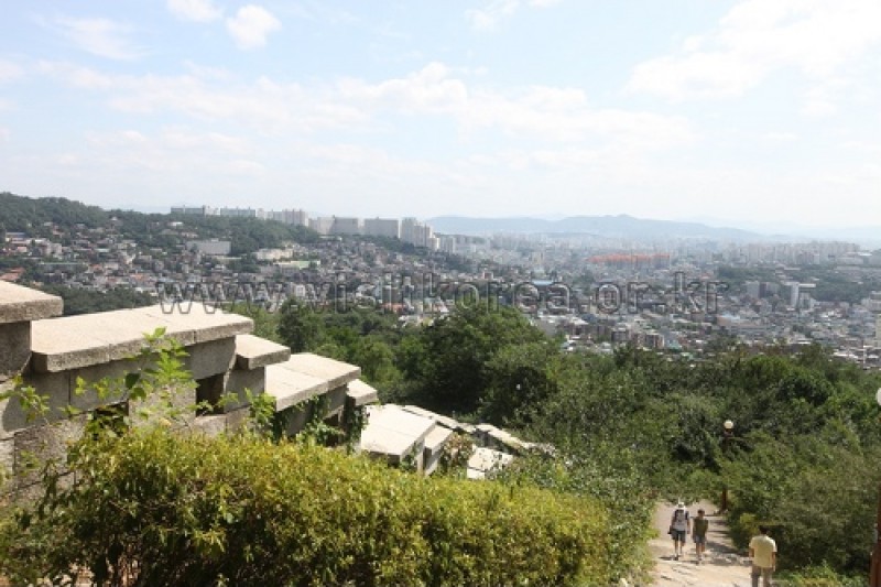 北岳山