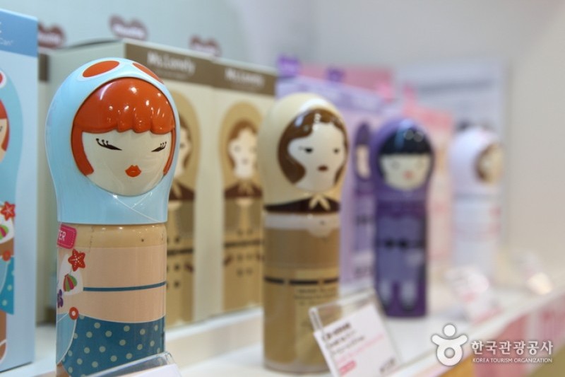 ETUDE HOUSE (明洞1号店)