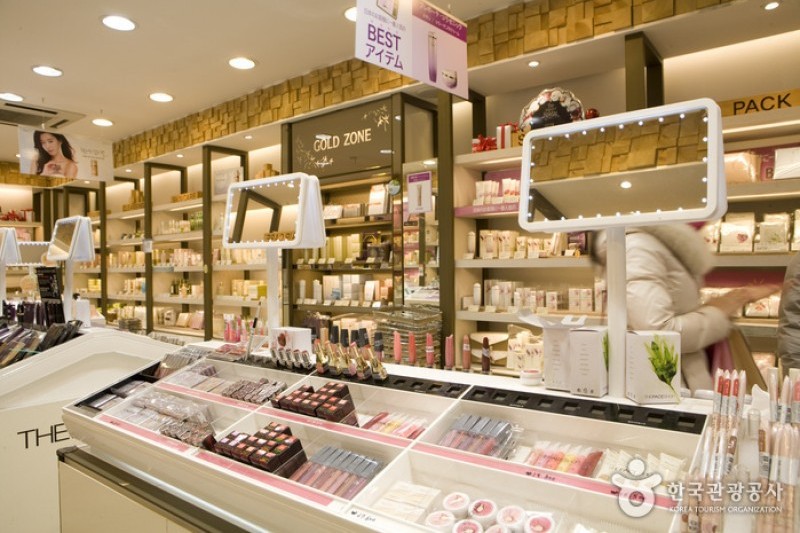 THE FACE SHOP 明洞3号店 (3/5)