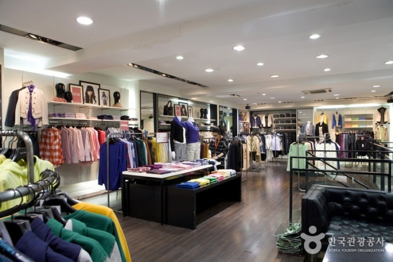 BASIC HOUSE-明洞店