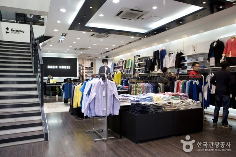 BASIC HOUSE-明洞店