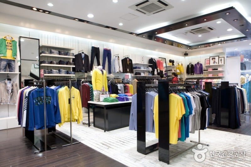 BASIC HOUSE-明洞店