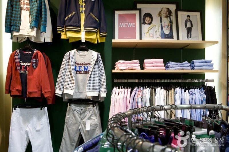 BASIC HOUSE-明洞店
