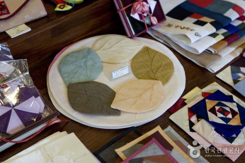 国际刺绣院仁寺洞店 (3/11)