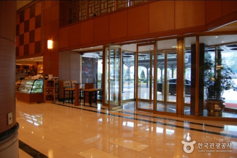 Renaissance Seoul Hotel