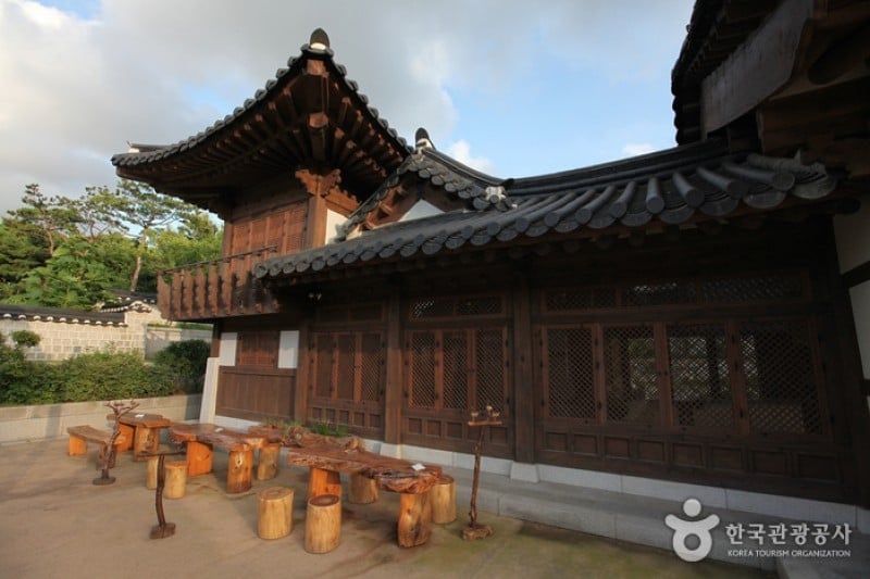 首尔南山国乐堂