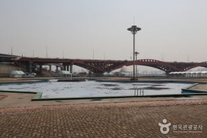 汉江市民公园望远游泳场