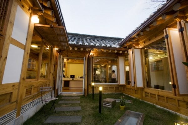 CAFÉ  LN