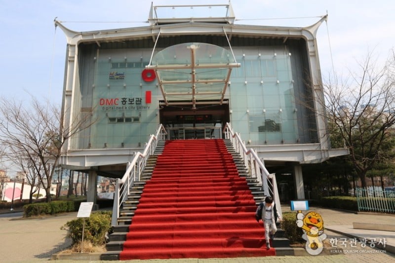 上岩数码媒体城