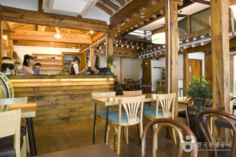 Café Moon