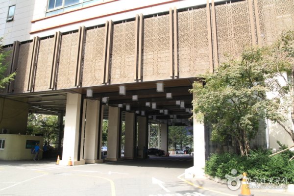 The Riverside酒店