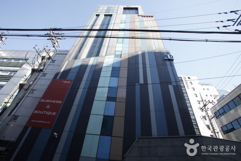 特利亚观光酒店