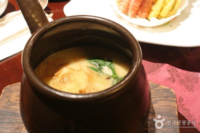 菜根谭[韩国值得炫耀的饮食餐厅]채근담 [서울의 자랑스러운 한국음식점] (14/28)