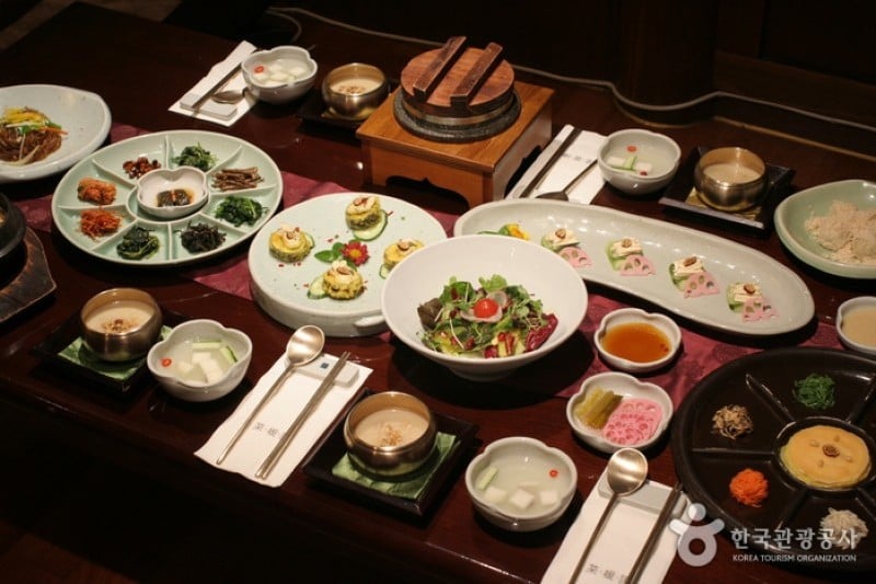 菜根谭[韩国值得炫耀的饮食餐厅]채근담 [서울의 자랑스러운 한국음식점] (20/28)