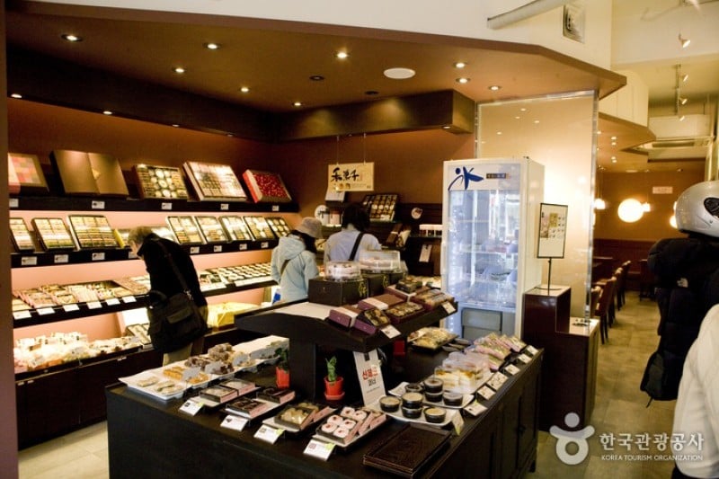 BIZEUN糕店