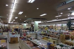 韩国纪念品百货店