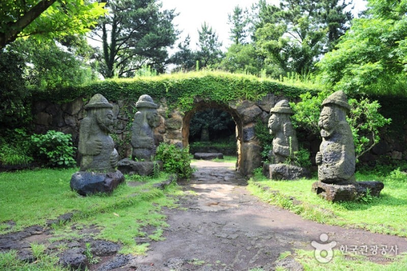 北村石爷爷公园
