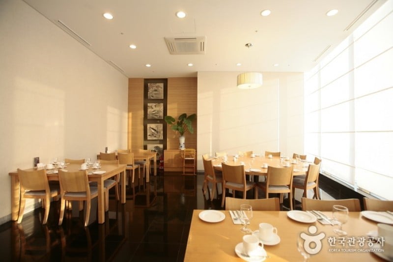 西归浦KAL酒店 (2/4)
