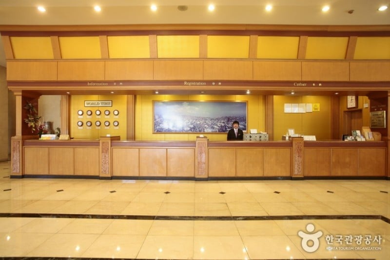 新皇冠观光酒店