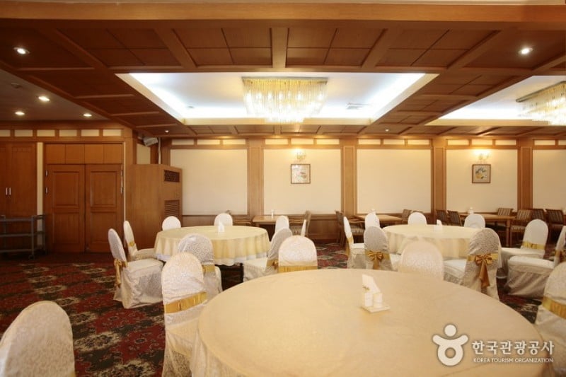 新皇冠观光酒店