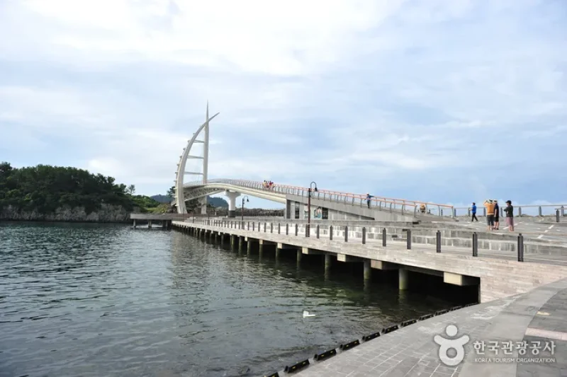 鸟岛新缘桥