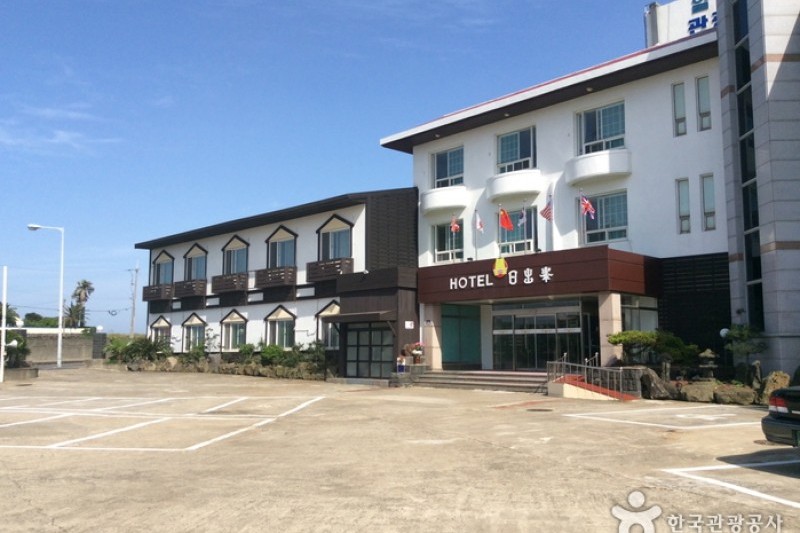 日出峰观光酒店 (1/4)