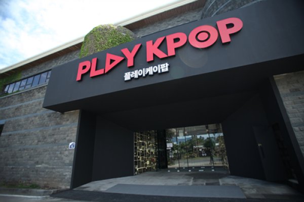 PLAY K-POP