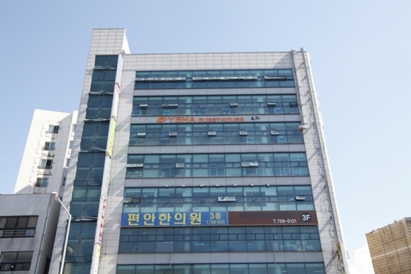 Lyndon酒店（旧艺霞宾馆）[优秀住宿设施]호스텔 린든