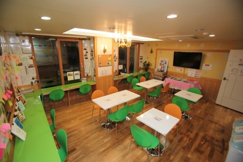 Lyndon酒店（旧艺霞宾馆）[优秀住宿设施]호스텔 린든