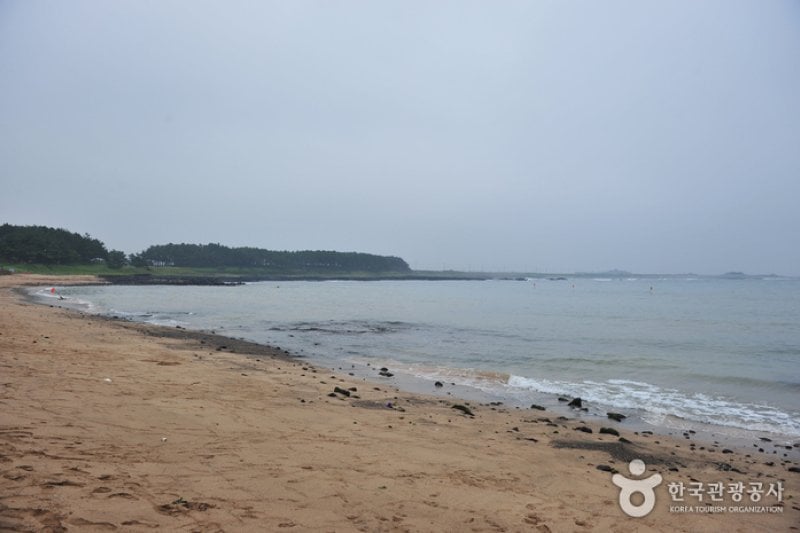 下摹海水浴场