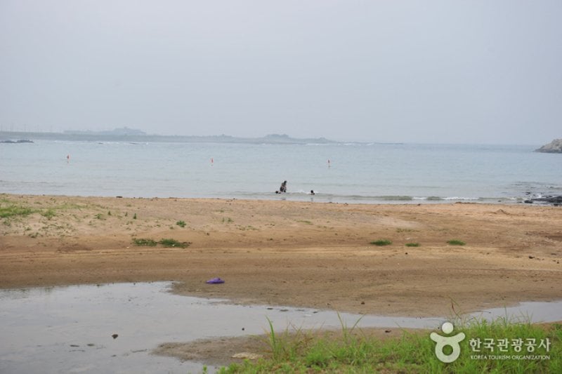 下摹海水浴场