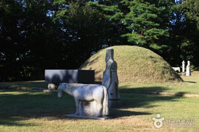 高阳西三陵[联合国教科文组织世界文化遗产]고양 서삼릉 [유네스코 세계문화유산]