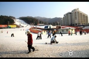 熊城度假村滑雪场