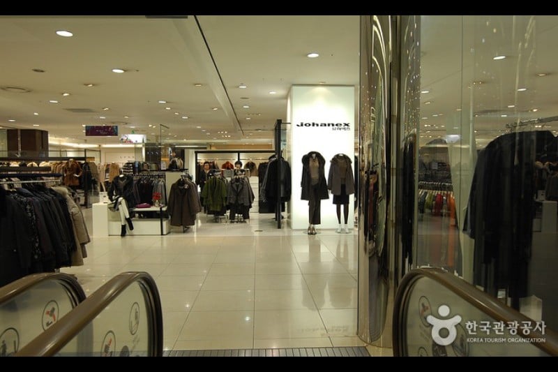 AK PLAZA百货店（水原店）