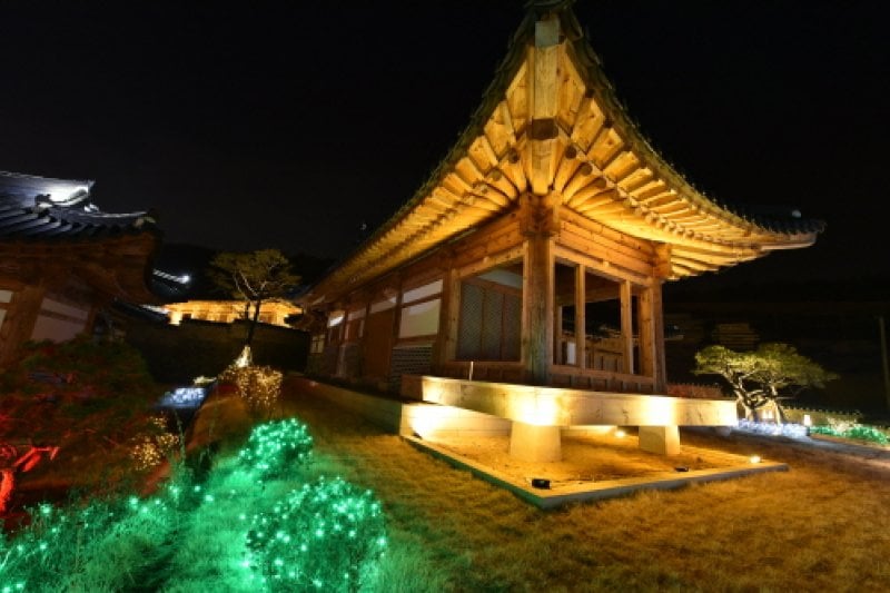 一山韩屋村靖窝灯节