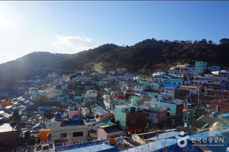 釜山甘川文化村부산 감천문화마을 (1/16)