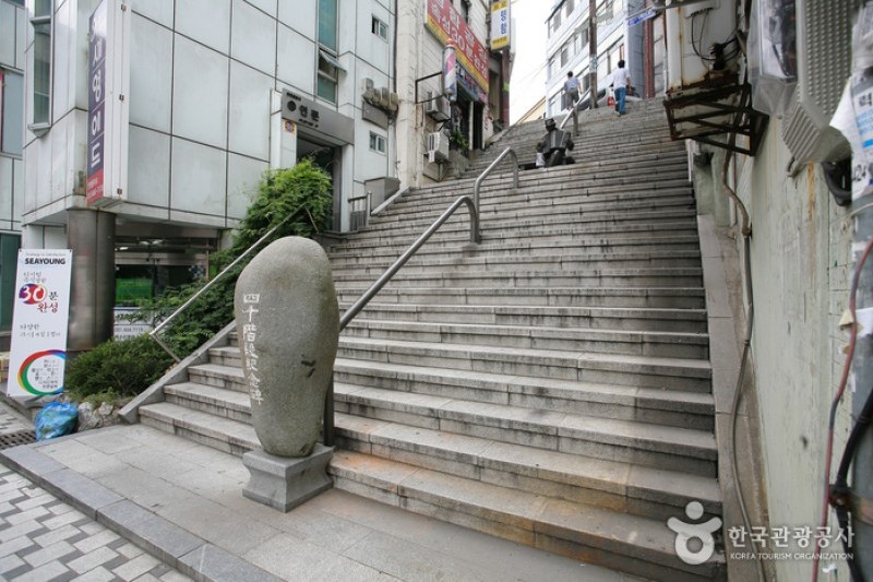 40台阶文化观光主题街