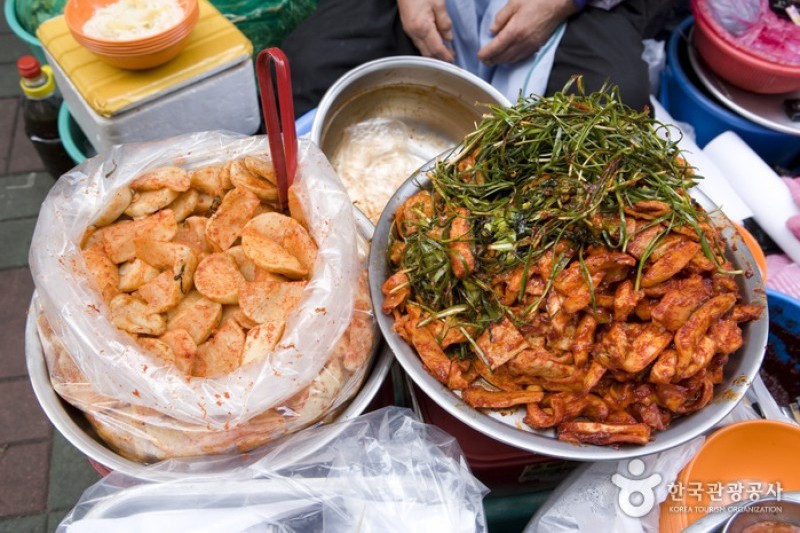 国际市场饮食街 (4/7)