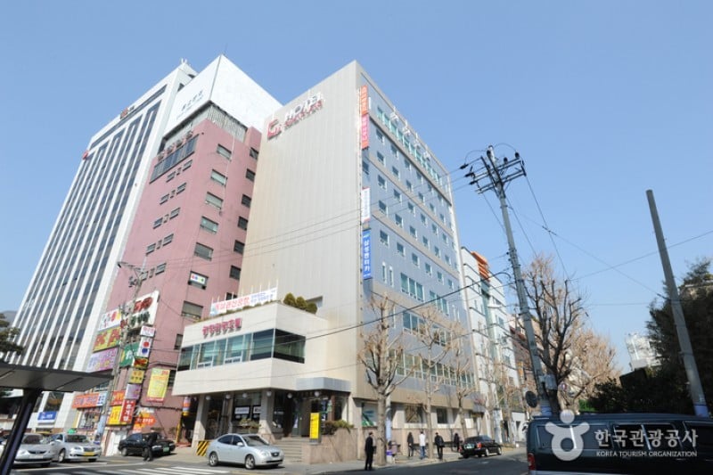 广场观光酒店 (1/19)