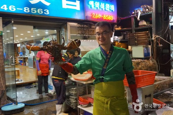 忠武生鱼片店