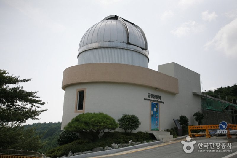 釜山广域市金莲青少年修炼院