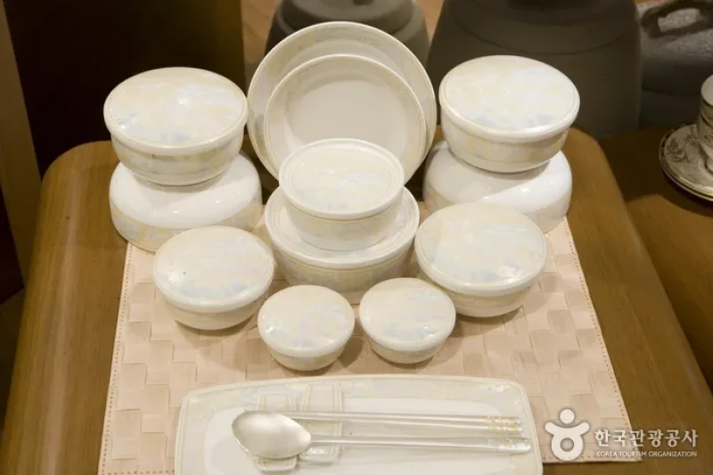 釜山新世界 HaengNam瓷器  (9/10)