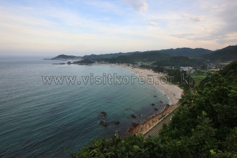 龙化海边 (1/11)