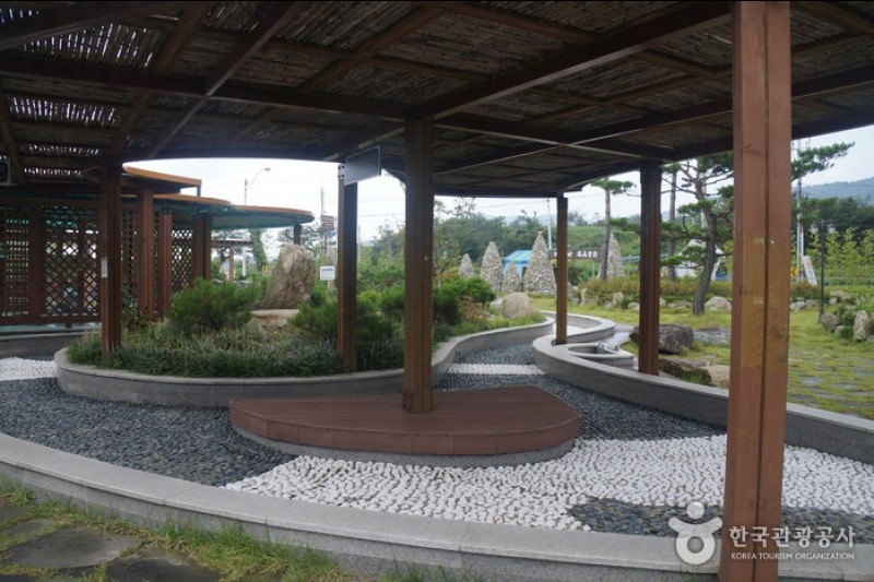 尺山温泉地区