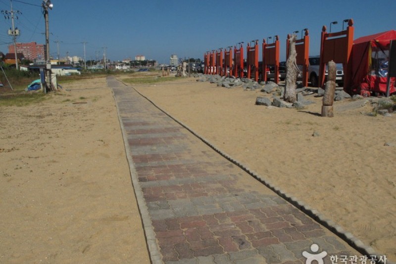 青湖洞(大爷村)