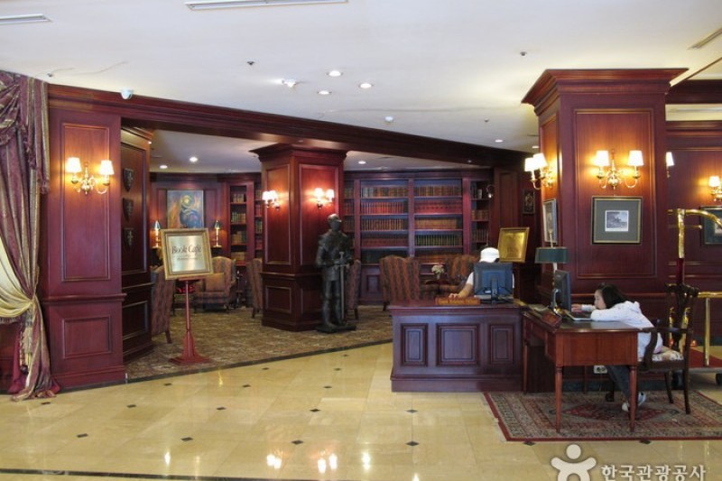 肯辛顿星级酒店