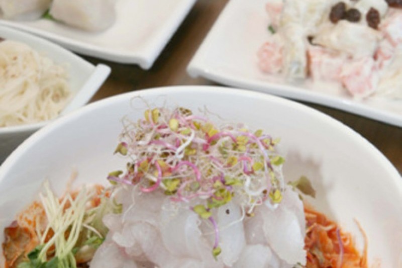 日出峰生鱼片店